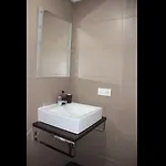 Sofi Apartman *
